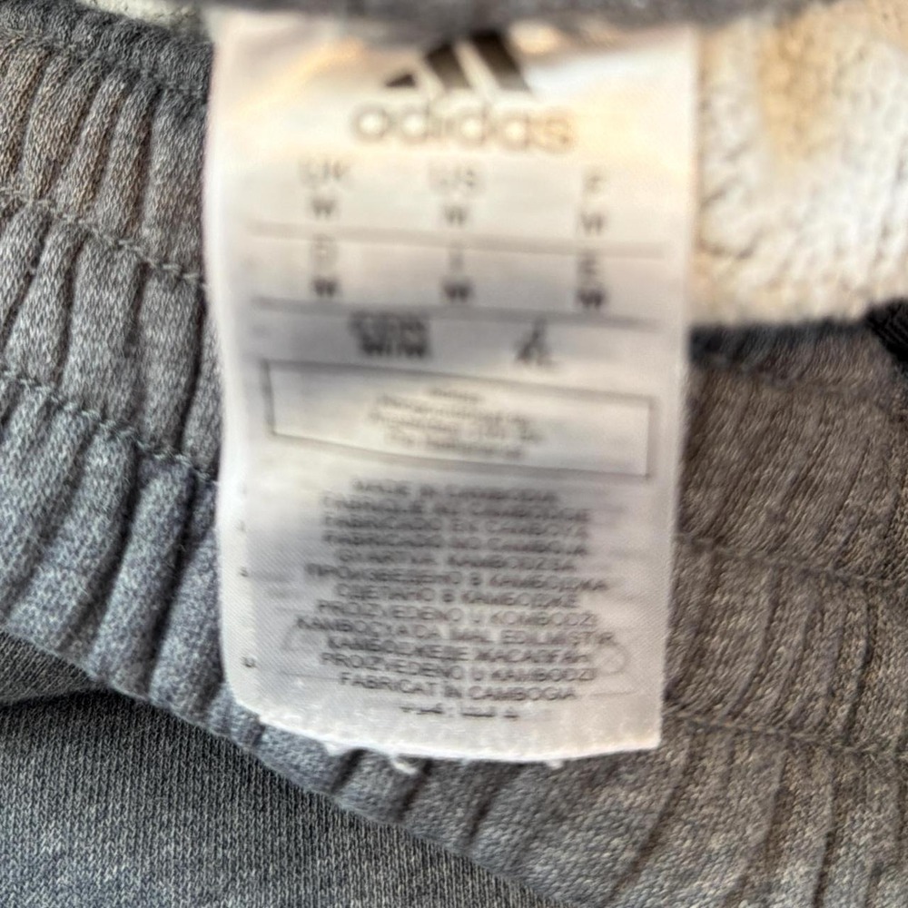 Adidas Essentials 3-Stripes Joggers Gray White Mens M Track Pants Sweatpants - Picture 3 of 8